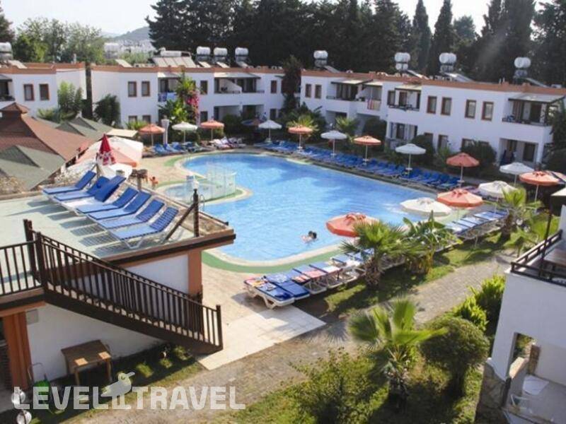 Фотография Club Cherry Hotel & Family Suites