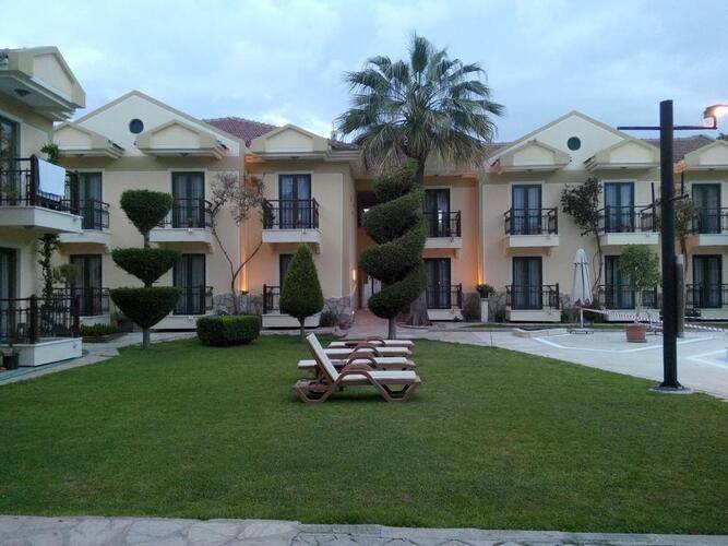 Harman Hotel