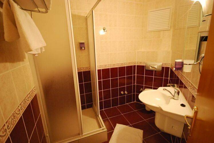 Malhun Hotel