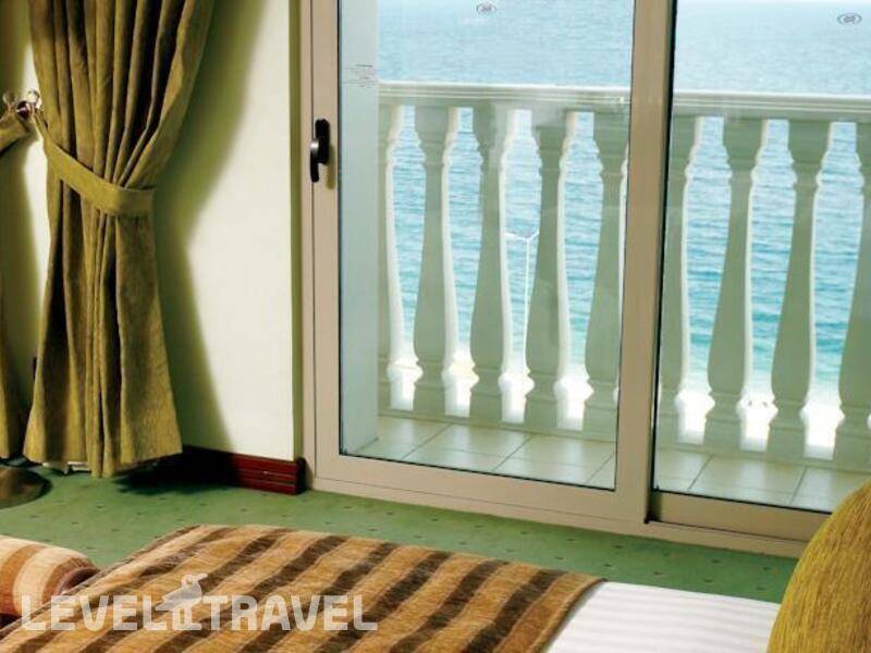 Фотография Crowne Plaza Antalya Hotel