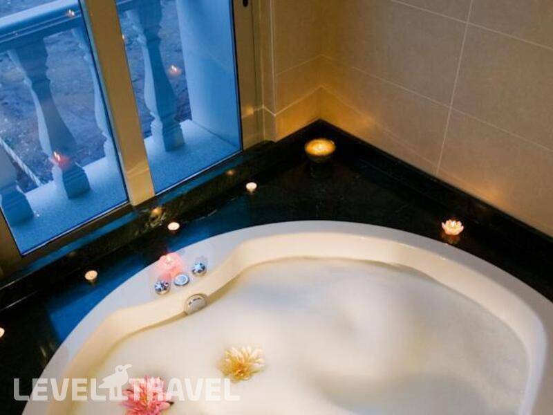 Фотография Crowne Plaza Antalya Hotel