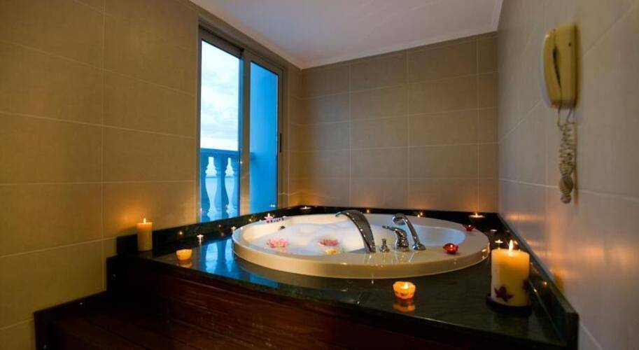 Crowne Plaza Antalya Hotel