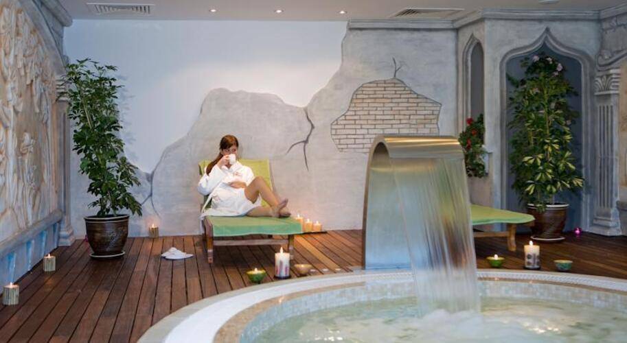Crowne Plaza Antalya Hotel