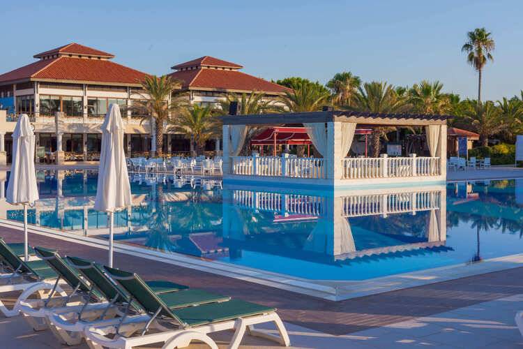 Club Nena Hotel