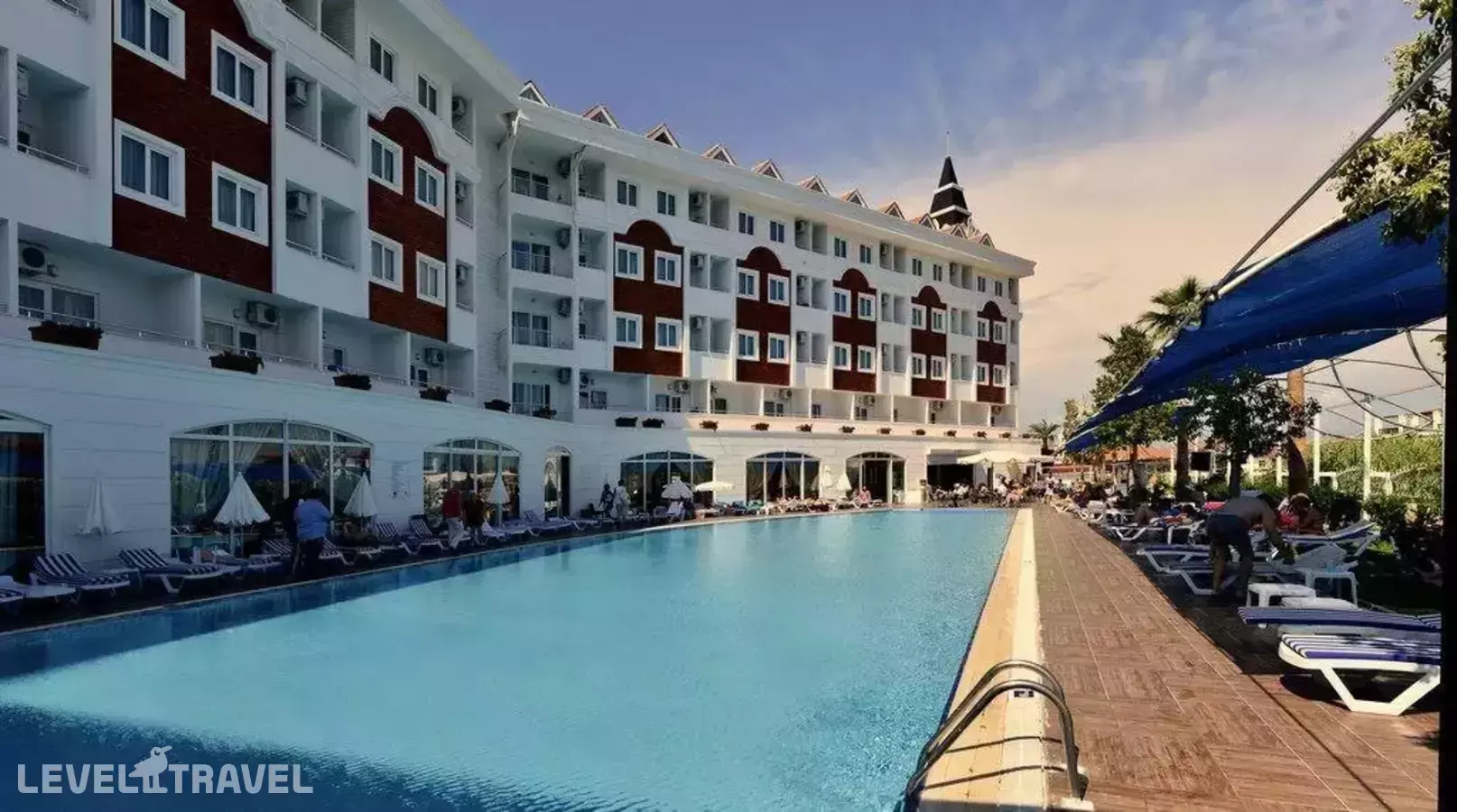 Side Royal Paradise Hotel