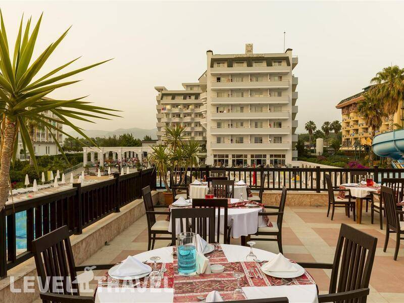 Фотография Holiday Garden Resort