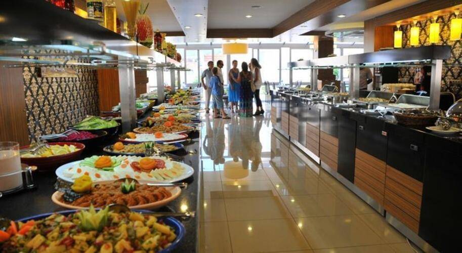Aes Club Hotel