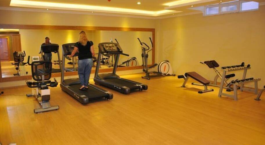 Aes Club Hotel