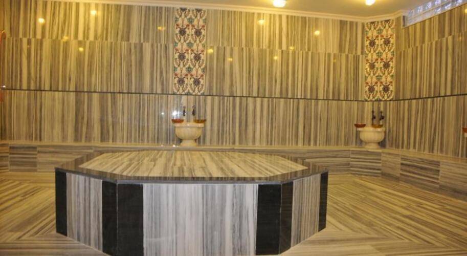 Aes Club Hotel