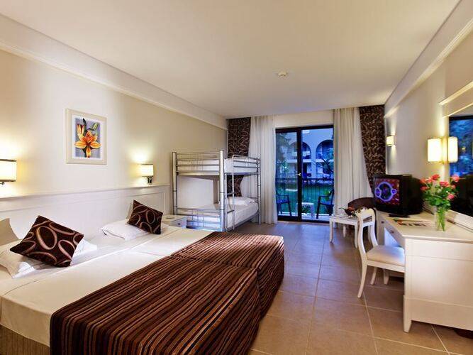 Champion Holiday Village