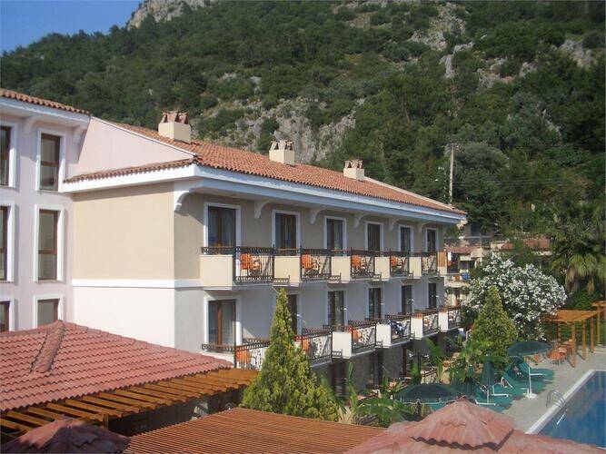 Perdikia Beach Hotel