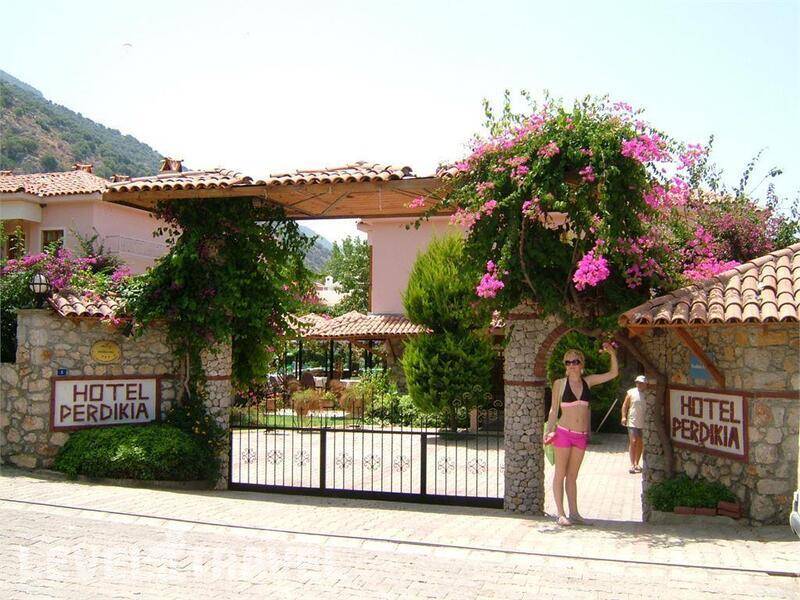 Фотография Perdikia Beach Hotel