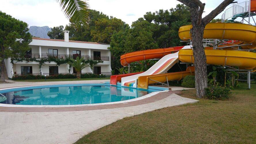 Club Boran Mare Beach Hotel