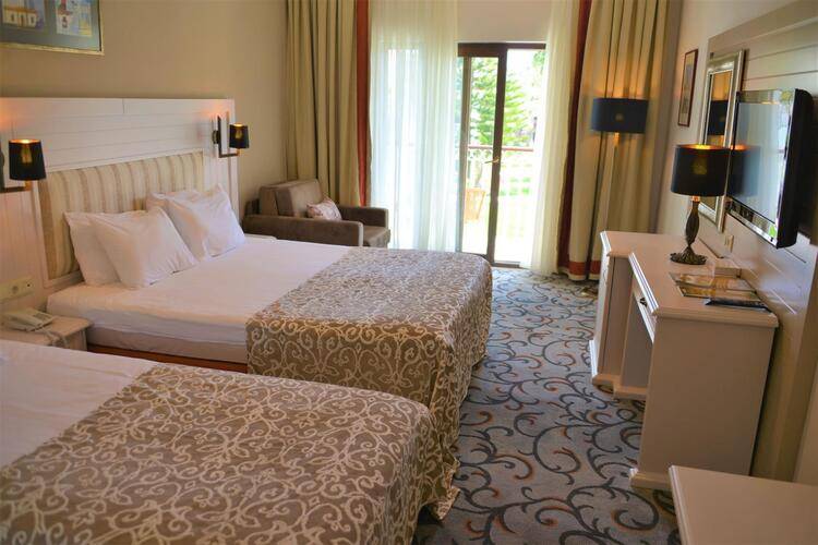 Club Boran Mare Beach Hotel