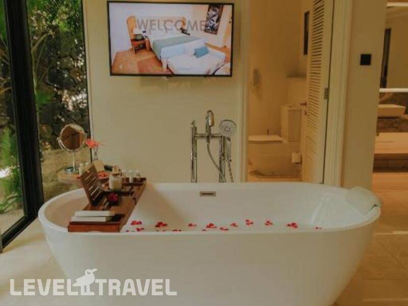 Фотография Maradiva Villas Resort & Spa Фотография Maradiva Villas Resort & Spa