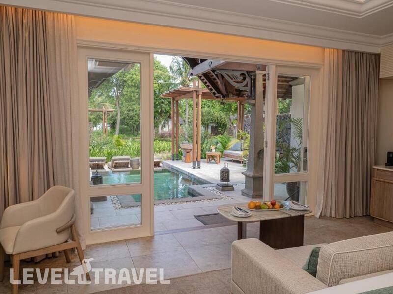 Фотография Maradiva Villas Resort & Spa Фотография Maradiva Villas Resort & Spa