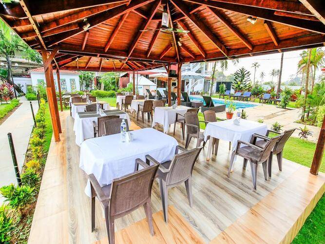 La Vaiencia Beach Resort