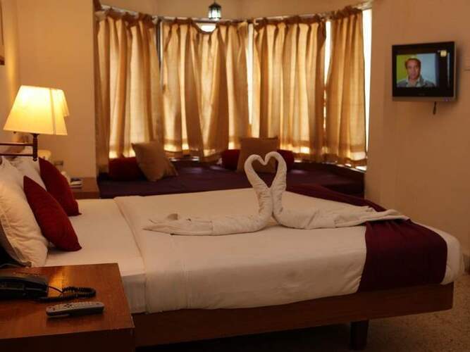 Varca Le Palms Beach Resort
