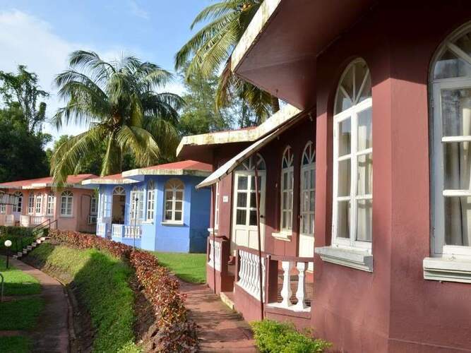 Varca Le Palms Beach Resort