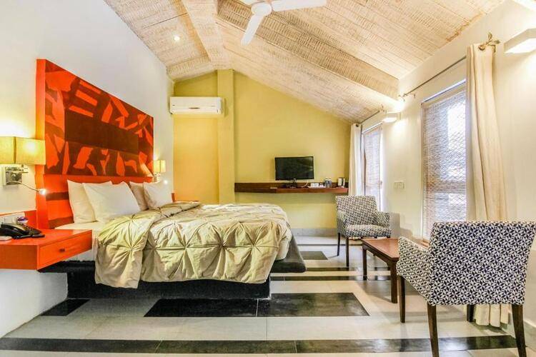Casa Vagator Hotel