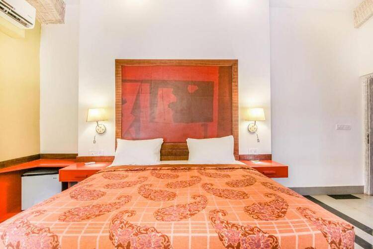 Casa Vagator Hotel