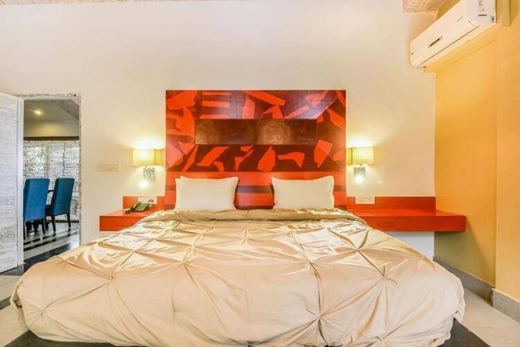 Casa Vagator Hotel