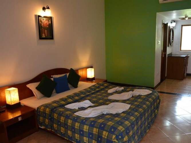 Shikara Beach Resort (Ex. Luisa By The Sea)