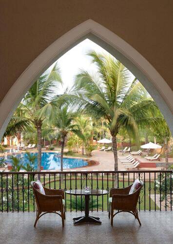 Caravela Beach Resort (Ex. Ramada Caravela Beach Resort)