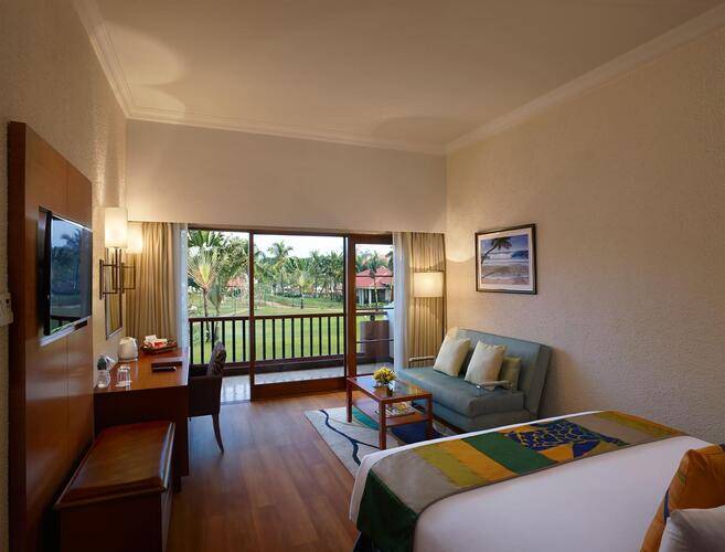 Caravela Beach Resort (Ex. Ramada Caravela Beach Resort)