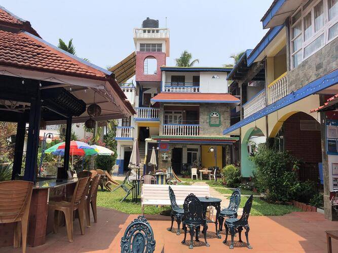 Peravel Beach Holiday Home