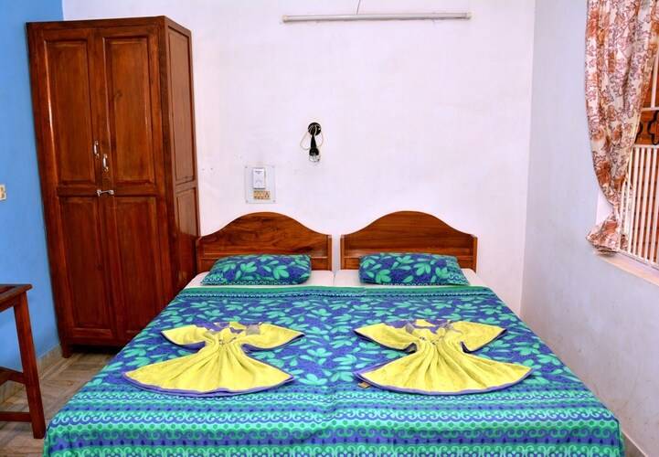 Peravel Beach Holiday Home