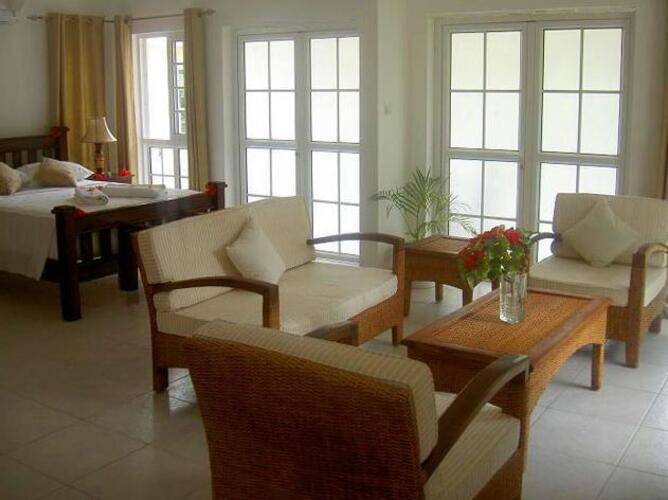 Bord Mer Villa