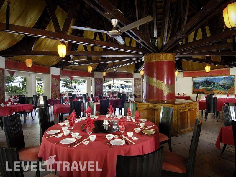 Фотография Berjaya Beau Vallon Bay Beach Resort & Casino