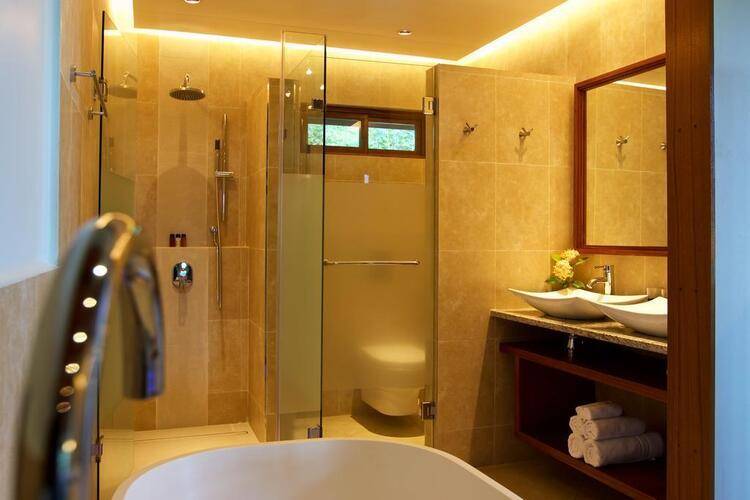 Coco De Mer Hotel & Black Parrot Suites