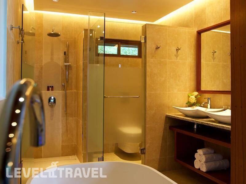 Фотография Coco De Mer Hotel & Black Parrot Suites
