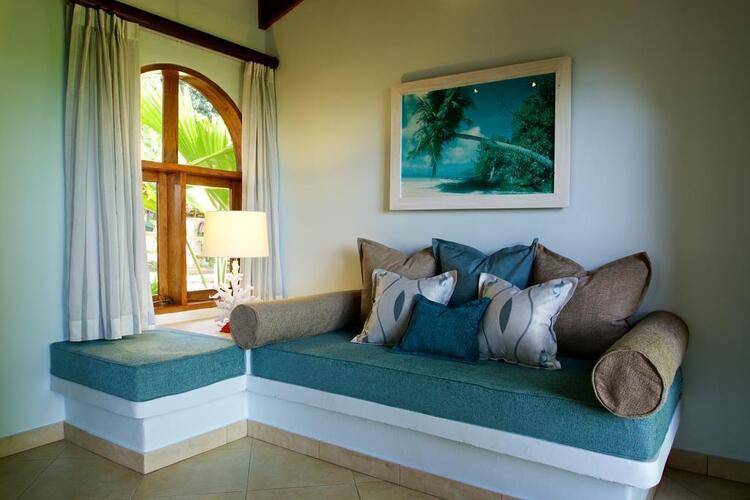 Coco De Mer Hotel & Black Parrot Suites