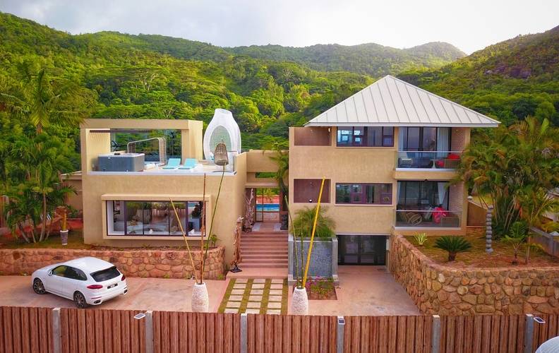 Le Duc De Praslin
