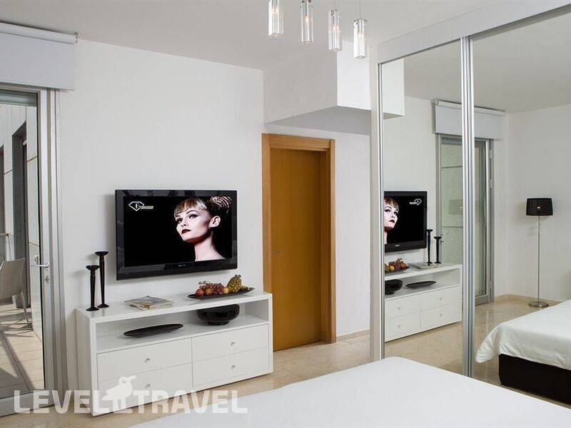 Фотография Alexander Suites Hotel