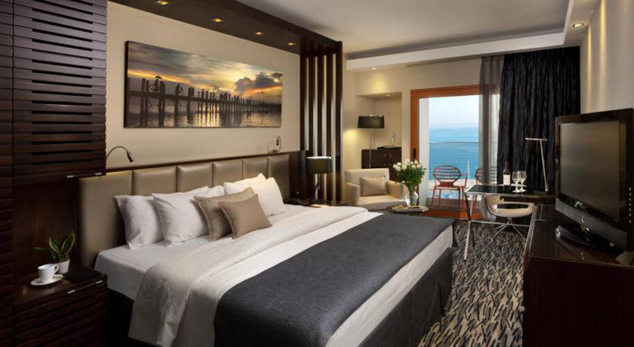 The Carlton Hotel Tel Aviv