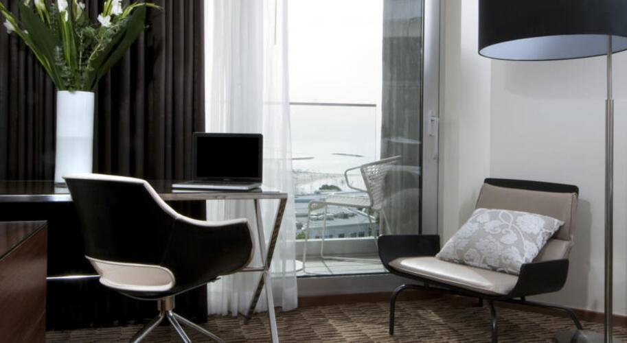 The Carlton Hotel Tel Aviv
