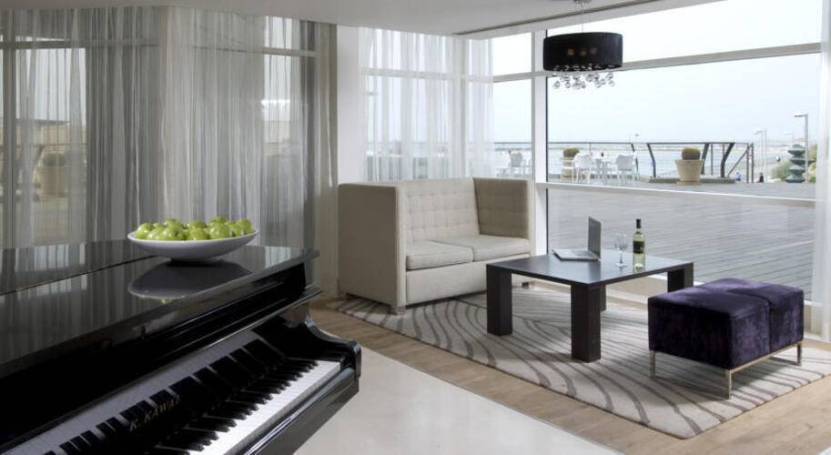 The Carlton Hotel Tel Aviv