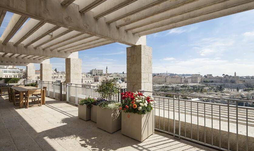 The David Citadel Hotel
