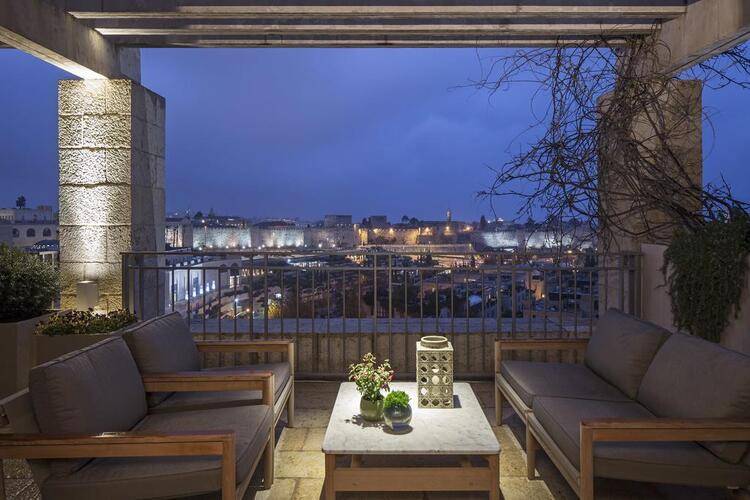The David Citadel Hotel