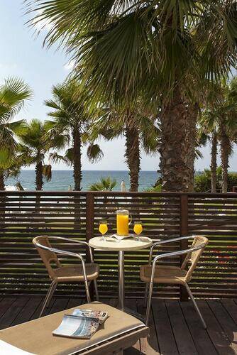 Daniel Herzlia Hotel