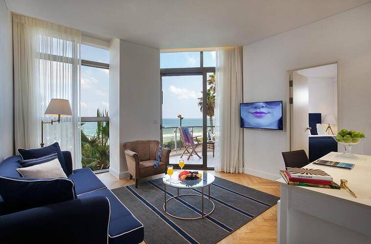 Daniel Herzlia Hotel