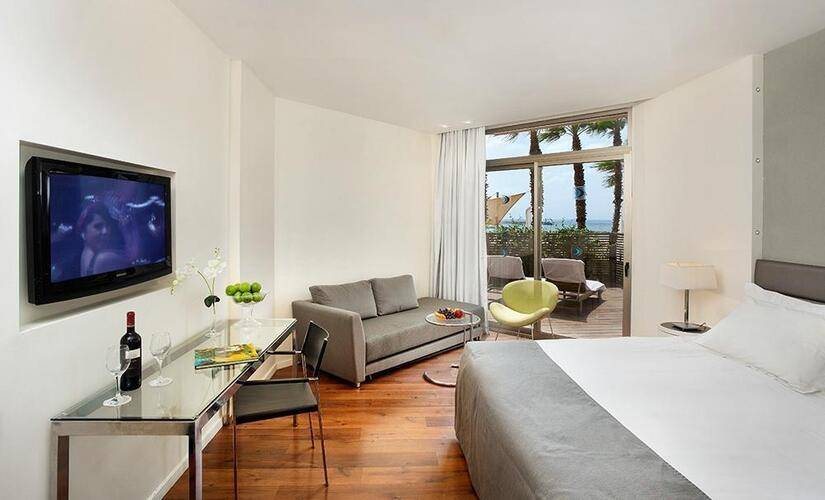Daniel Herzlia Hotel