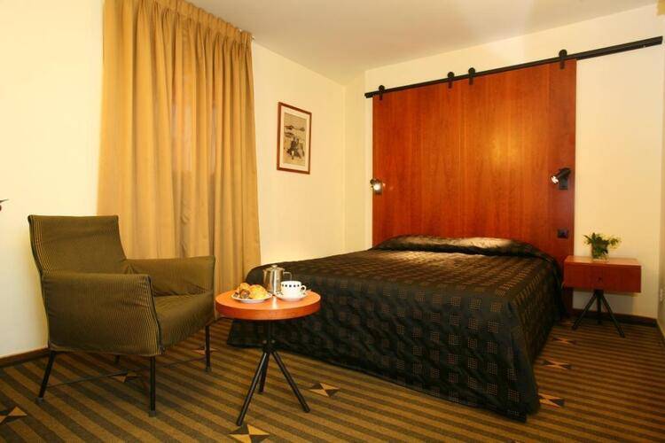 Atlas Cinema Hotel Tel Aviv