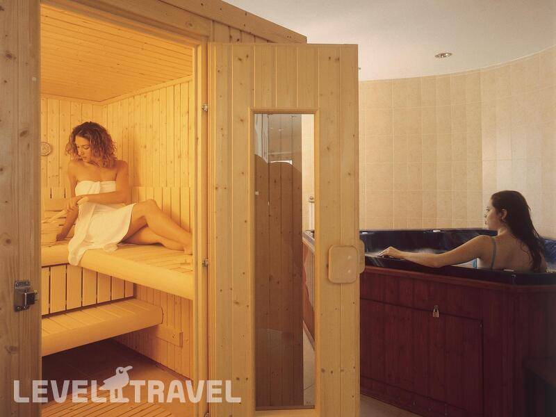 Фотография Atlas Cinema Hotel Tel Aviv