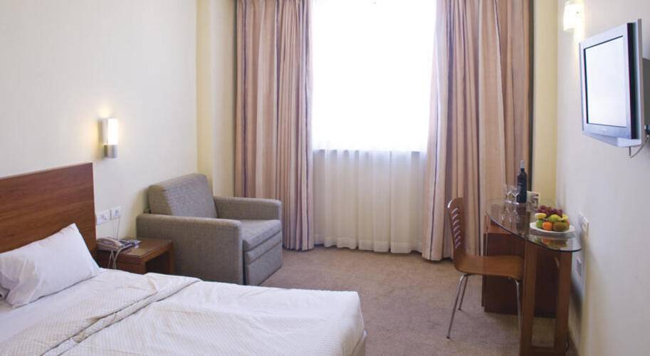 Grand Beach Hotel Tel Aviv