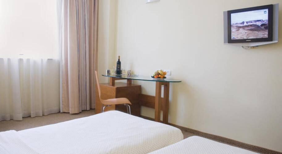 Grand Beach Hotel Tel Aviv